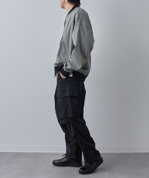 COLONY 2139（コロニートゥーワンスリーナイン）の「ストレッチカーゴパンツ（カーゴパンツ・メンズ・カーキ/ブラック/ホワイト・LARGE/MEDIUM）」の17枚目の写真