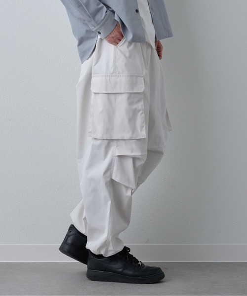 COLONY 2139（コロニートゥーワンスリーナイン）の「ストレッチカーゴパンツ（カーゴパンツ・メンズ・カーキ/ブラック/ホワイト・LARGE/MEDIUM）」の15枚目の写真