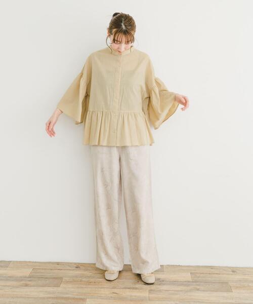 ITEMS URBANRESEARCH（アイテムズ アーバンリサーチ）の「バンドカラーティアードシャツ（シャツ/ブラウス・レディース・ブラック/ベージュ/ブルー・FREE）」の6枚目の写真