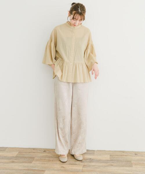 ITEMS URBANRESEARCH（アイテムズ アーバンリサーチ）の「バンドカラーティアードシャツ（シャツ/ブラウス・レディース・ブラック/ベージュ/ブルー・FREE）」の7枚目の写真