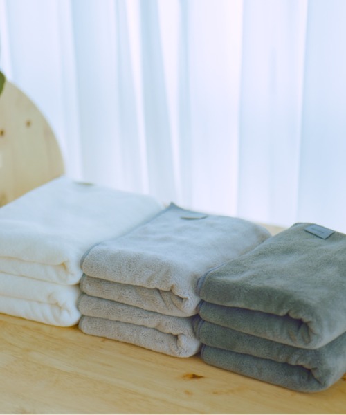 REBALANCE(リバランス)の「Mofuwa ヘアドライタオル 2枚セット ヒアルロン酸配合(タオル・レディース・スモークグレー/ホワイト/ダークグレー・ONE SIZE)」の5枚目の写真