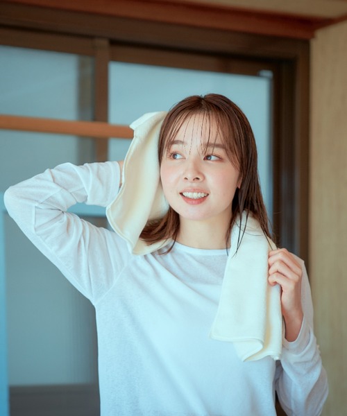 REBALANCE(リバランス)の「Mofuwa ヘアドライタオル 2枚セット ヒアルロン酸配合(タオル・レディース・スモークグレー/ホワイト/ダークグレー・ONE SIZE)」の10枚目の写真