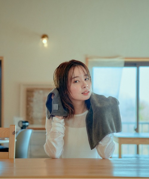 REBALANCE(リバランス)の「Mofuwa ヘアドライタオル 2枚セット ヒアルロン酸配合(タオル・レディース・スモークグレー/ホワイト/ダークグレー・ONE SIZE)」の19枚目の写真