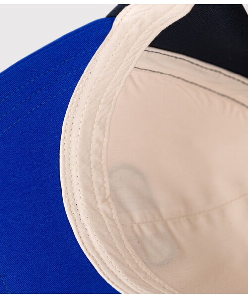 PETIT BATEAU（プチバトー）の「キャップ（キャップ・キッズ・ホワイト×ネイビー・4YEAR/8YEAR/12YEAR）」の2枚目の写真