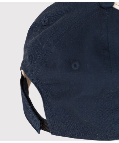 PETIT BATEAU（プチバトー）の「キャップ（キャップ・キッズ・ホワイト×ネイビー・4YEAR/8YEAR/12YEAR）」の3枚目の写真