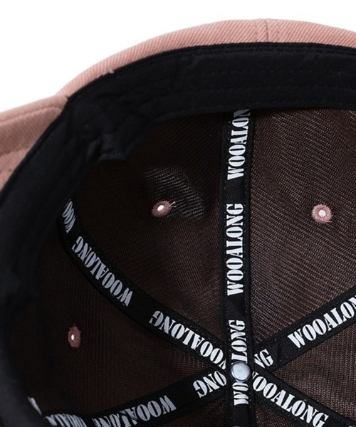 WOOALONG(ウアロン)の「【UNISEX】WOOALONG/スモールロゴCAP(キャップ・レディース・ホワイト/レッド/ベビーピンク/ベージュ/ブラック・SMALL)」の9枚目の写真