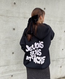 Rosy luce（ロージールーチェ）の「ZOZOTOWNLIMITED ワンピース×ロゴフーディーパーカーBLACK（ワンピース・レディース）」
