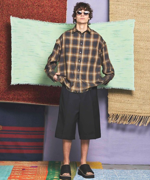 4色シャンブレーウォッシャブルウールプライムワイドショーツ　チャコールグレー UNISEX》4 Colors Chambray Washable Wool Prime-Wide Shorts/4