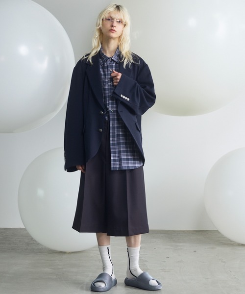 MAISON SPECIAL(メゾンスペシャル)の「《UNISEX》4 Colors Chambray Washable Wool Prime-Wide Shorts/4色シャンブレーウォッシャブルウールプライムワイドショーツ【MAISON SPECIAL/メゾンスペシャル】■セットアップ対応■(その他パンツ・メンズ・チャコールグレー/ライトブルー/ブラック/グレー/ブルー/サックスブルー・1/2/0)」の9枚目の写真