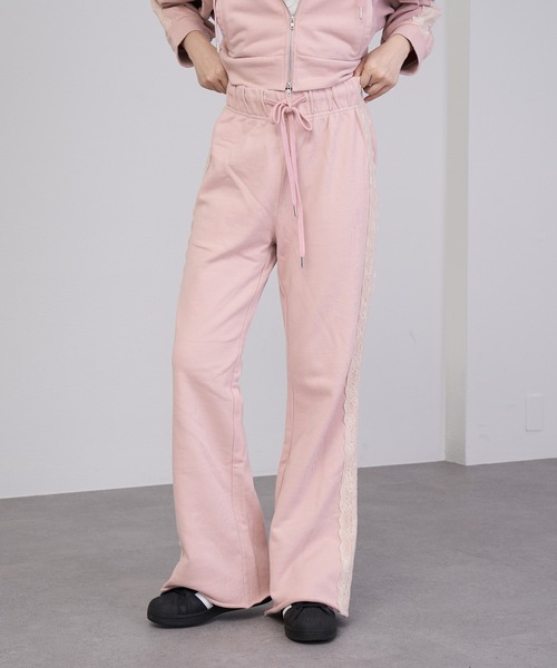 RAY CASSIN（レイカズン）の「【セットアップ対応】ピグメントレースフレアスウェットパンツ（スウェットパンツ・レディース・ブラック/グレー/ピンク・FREE）」の21枚目の写真