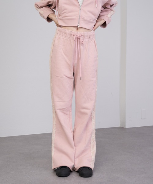 RAY CASSIN（レイカズン）の「【セットアップ対応】ピグメントレースフレアスウェットパンツ（スウェットパンツ・レディース・ブラック/グレー/ピンク・FREE）」の18枚目の写真