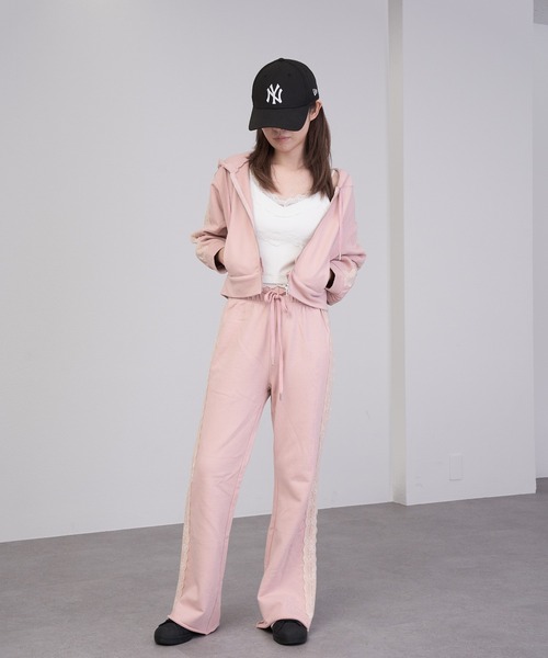 RAY CASSIN（レイカズン）の「【セットアップ対応】ピグメントレースフレアスウェットパンツ（スウェットパンツ・レディース・ブラック/グレー/ピンク・FREE）」の17枚目の写真