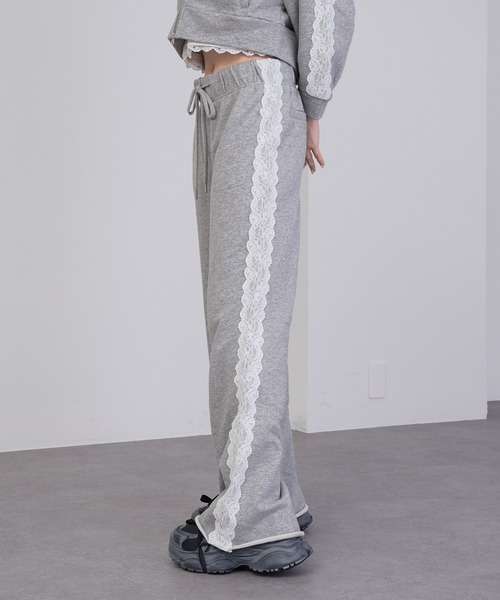 RAY CASSIN（レイカズン）の「【セットアップ対応】ピグメントレースフレアスウェットパンツ（スウェットパンツ・レディース・ブラック/グレー/ピンク・FREE）」の6枚目の写真