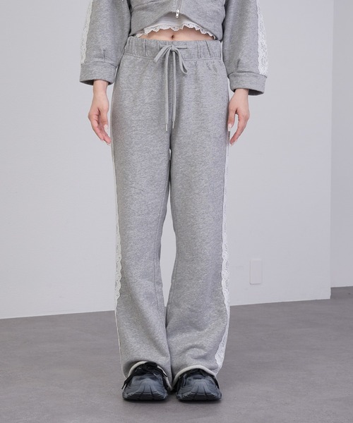 RAY CASSIN（レイカズン）の「【セットアップ対応】ピグメントレースフレアスウェットパンツ（スウェットパンツ・レディース・ブラック/グレー/ピンク・FREE）」の13枚目の写真