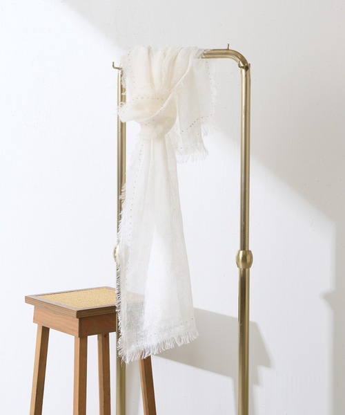 COLLAGE GALLARDAGALANTE（コラージュガリャルダガランテ）の「ビーズリネンストール（ストール/ショール・レディース・ブルー/オフホワイト・FREE）」の5枚目の写真