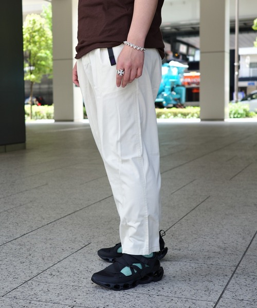 Gramicci（グラミチ）の「Gramicci/グラミチ　別注TUCK T/C TWILL PANTS　別注タックT/Cツイルパンツ（チノパンツ・メンズ・チャコールグレー/ブラック/アイボリー・SMALL/MEDIUM/LARGE/X-LARGE）」の8枚目の写真