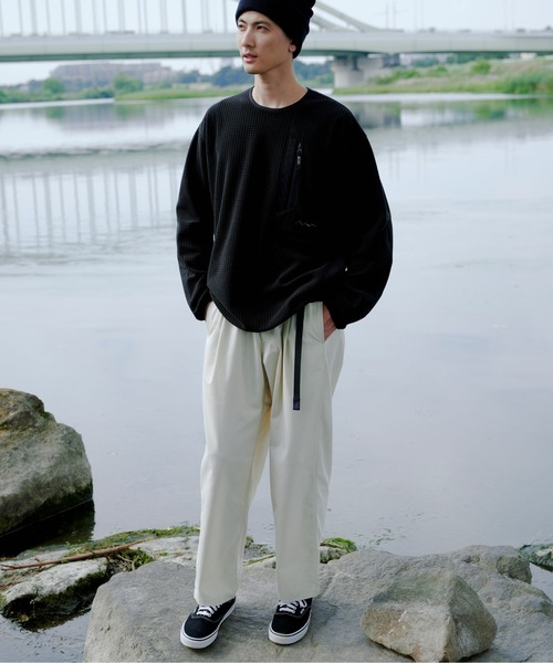 Gramicci（グラミチ）の「Gramicci/グラミチ　別注TUCK T/C TWILL PANTS　別注タックT/Cツイルパンツ（チノパンツ・メンズ・チャコールグレー/ブラック/アイボリー・SMALL/MEDIUM/LARGE/X-LARGE）」の22枚目の写真