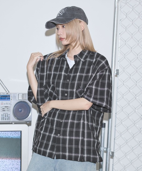 MSG(エムエスジー)の「ボックスシルエット五分丈チェックシャツ【UNISEX】(シャツ/ブラウス・メンズ・ブラック/ベージュ/ブラウン・S/M/L)」の6枚目の写真