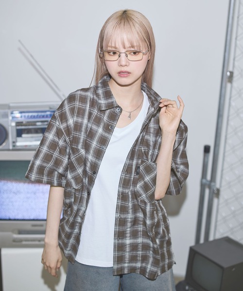 MSG(エムエスジー)の「ボックスシルエット五分丈チェックシャツ【UNISEX】(シャツ/ブラウス・メンズ・ブラック/ベージュ/ブラウン・S/M/L)」の11枚目の写真