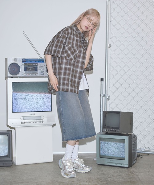 MSG(エムエスジー)の「ボックスシルエット五分丈チェックシャツ【UNISEX】(シャツ/ブラウス・メンズ・ブラック/ベージュ/ブラウン・S/M/L)」の17枚目の写真
