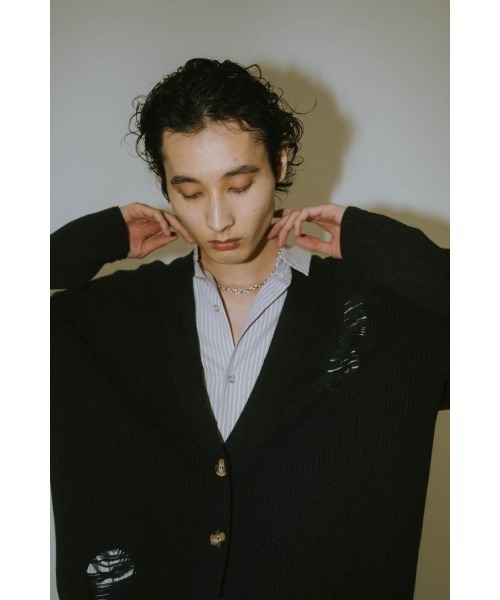 Knuth Marf（クヌースマーフ）の「shirt docking damage cardigan(unisex)（カーディガン/ボレロ・レディース・チャコール/ブラック・MEDIUM/SMALL）」の12枚目の写真
