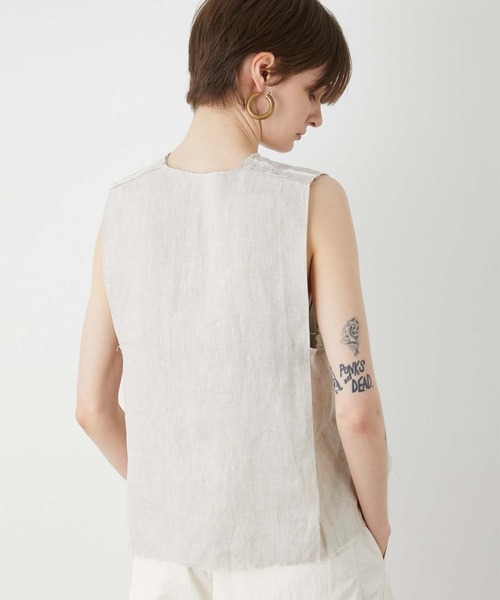 LA PEAU DE GEM（ラポドゥジェム）の「【LA PEAU DE GEM】natural v neck blouse/ナチュラルVネックブラウス（シャツ/ブラウス・レディース・ブラック/ベージュ・FREE）」の8枚目の写真