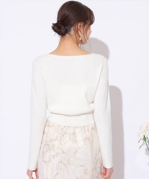 SWINGLE（スウィングル）の「Vネックエレガンスラメリブニットカーディガン（カーディガン/ボレロ・レディース・オフホワイト/ライトグレー/ピンク/ネイビー・FREE）」の11枚目の写真