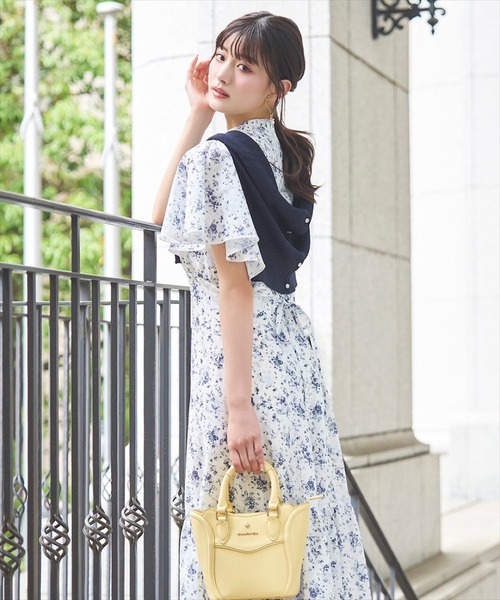 SWINGLE（スウィングル）の「Vネックエレガンスラメリブニットカーディガン（カーディガン/ボレロ・レディース・オフホワイト/ライトグレー/ピンク/ネイビー・FREE）」の8枚目の写真