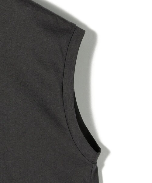 SHIPS(シップス)の「プラチナ ヴェール フレンチ スリーブ TEE(Tシャツ/カットソー・レディース・ダークグレー/ブラウン/ストーン・ONE SIZE)」の8枚目の写真