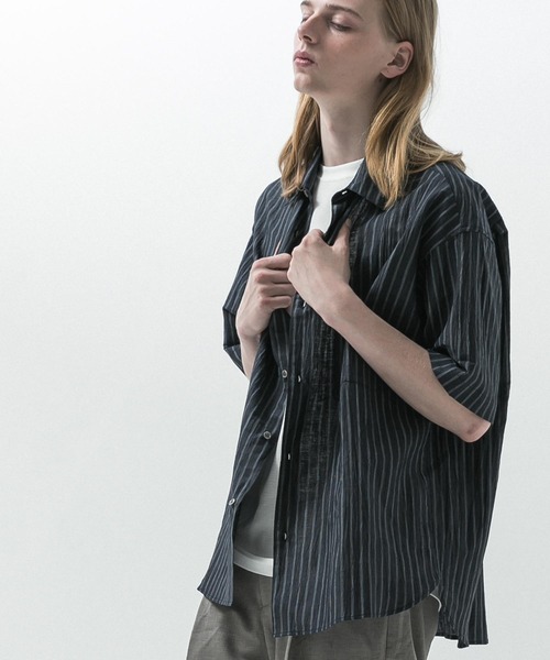 SLICK（スリック）の「【SLICK/スリック】Linen Washer Stripe Regular Collar Shirt / リネンワッシャーストライプレギュラーカラーシャツ（シャツ/ブラウス・メンズ・ネイビー/ブラウン/サックスブルー・1/2/3）」の18枚目の写真