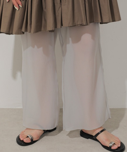 Monocoro toppi(モノコロトッピ)の「クレープシフォン シアー レギンスパンツ(レギンス/スパッツ・レディース・カーキ/グレー/チャコールグレー・フリー)」の9枚目の写真