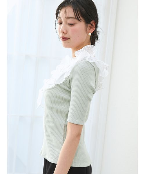 SNIDEL（スナイデル）の「フリルカラーカットプルオーバー（Tシャツ/カットソー・レディース・ブラック/アイボリー/ミント・F）」の8枚目の写真