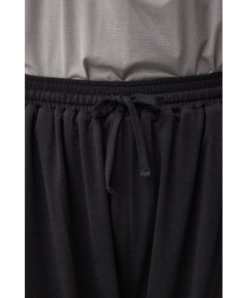 AZUL by moussy（アズールバイマウジー）の「C/Tシャーベットワイドパンツ（スラックス・レディース・ホワイト系その他/グレー/ブラック・SMALL/MEDIUM）」の20枚目の写真