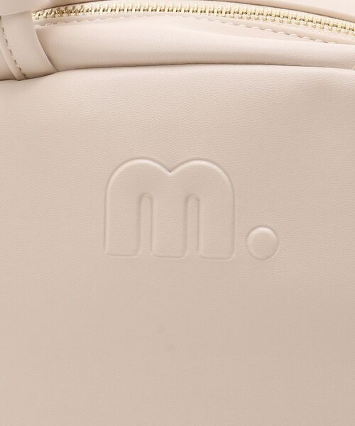 MAJESTIC LEGON(マジェスティックレゴン)の「ハートチャームセットスクエアボストン(ボストンバッグ・レディース・アイボリー/ブラック/ブラウン・FREE)」の7枚目の写真