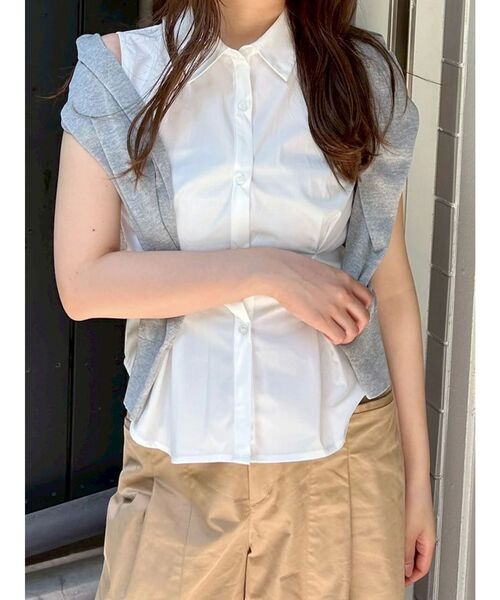 MERCURYDUO(マーキュリーデュオ)の「カーデセットノースリシャツ(シャツ/ブラウス・レディース・その他1/オフホワイト/ブルー・FREE)」の2枚目の写真