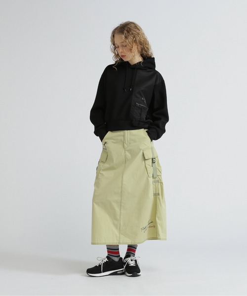 AVIREX(アヴィレックス)の「NYLON PATCH COMBI PARKA/ナイロンパッチコンビパーカー(パーカー・レディース・グレー/オリーブ/ブラック・S/L/M)」の13枚目の写真