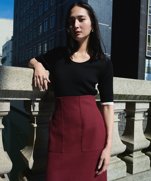 ROPE'（ロペ）の「ワイドリブラウンドネック スーパーメリノウール ニット/イージーケア（ニット/セーター・レディース・グレー/オフホワイト/ブラック・FREE）」の2枚目の写真