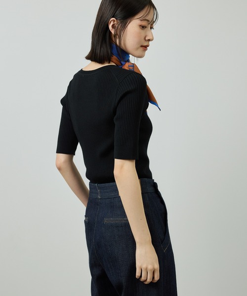 ROPE'（ロペ）の「ワイドリブラウンドネック スーパーメリノウール ニット/イージーケア（ニット/セーター・レディース・グレー/オフホワイト/ブラック・FREE）」の5枚目の写真