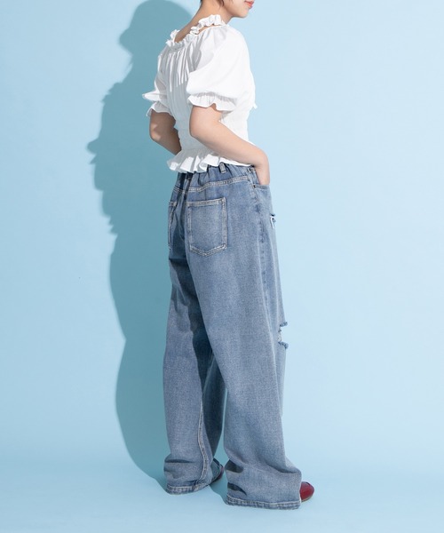 PUNYUS（プニュズ）の「2WAYオフショルダーブラウス（シャツ/ブラウス・レディース・ブラック/ホワイト・1/2/3/4）」の5枚目の写真