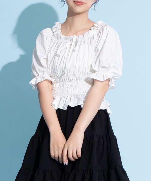 PUNYUS（プニュズ）の「2WAYオフショルダーブラウス（シャツ/ブラウス・レディース・ブラック/ホワイト・1/2/3/4）」の7枚目の写真