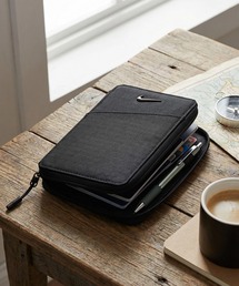 NIKE（ナイキ）の「【NIKE/ナイキ 】オーラ トラベルウォレット（パスポートケース）」