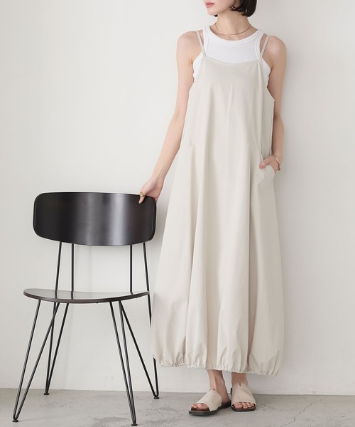 forksy.(フォルクシー)の「【forksy.】バルーンシルエットキャミワンピース(ワンピース・レディース・カーキ/アイボリー/ブルー/ブラック・FREE)」の7枚目の写真