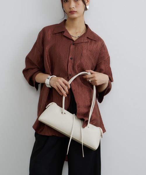 DFFUR.（ディフル）の「ロングハンドルワイドショルダーバッグ（ショルダーバッグ・レディース・アイボリー/ブラウン・FREE）」の4枚目の写真