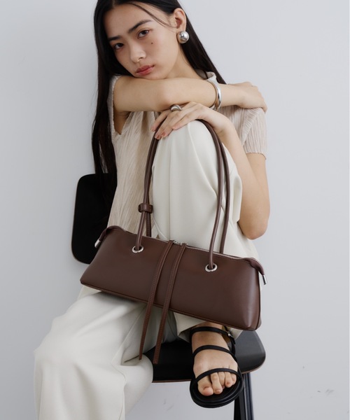 DFFUR.（ディフル）の「ロングハンドルワイドショルダーバッグ（ショルダーバッグ・レディース・アイボリー/ブラウン・FREE）」の19枚目の写真