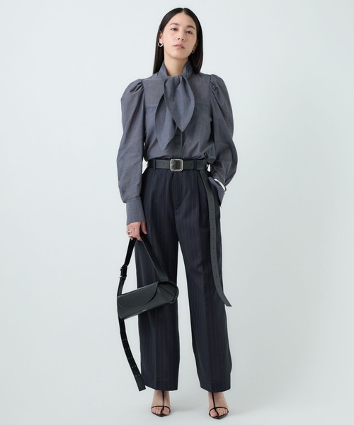 Chaos（カオス）の「Chaos(カオス)/ パティスストライプパンツ（スラックス・レディース・ブルー系その他/グレー系その他・36/38）」の2枚目の写真