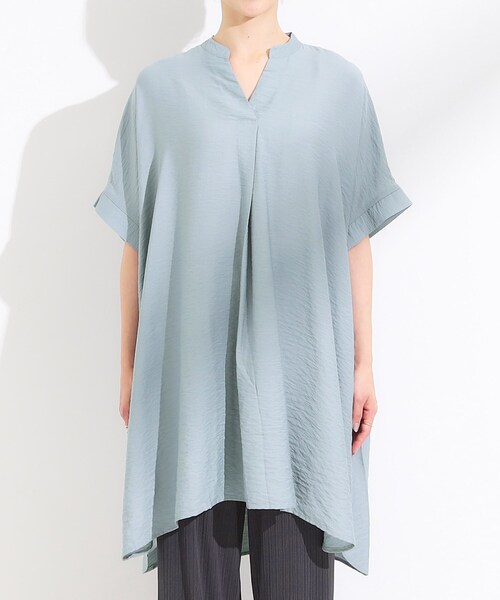 SHOO・LA・RUE(シューラルー)の「【S-LL/ひんやり】涼しく楽に体型カバー ゆったりスキッパー半袖チュニック(チュニック・レディース・グリーン系/チャコールグレー/ナチュラル/ブラック・01/02/03/04)」の20枚目の写真