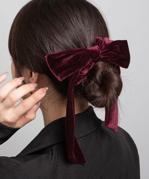 kirakiraShop（キラキラショップ）の「ベロア ロング リボン シュシュ（シュシュ・レディース・ブラウン/グレー/ブラック/ワイン・FREE）」の4枚目の写真