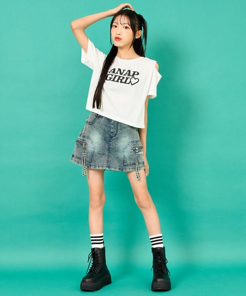ANAP GiRL(アナップガール)の「バッククロス 肩アキ トップス(Tシャツ/カットソー・キッズ・ラベンダー/ホワイト/ブラック・M/S/XS)」の8枚目の写真