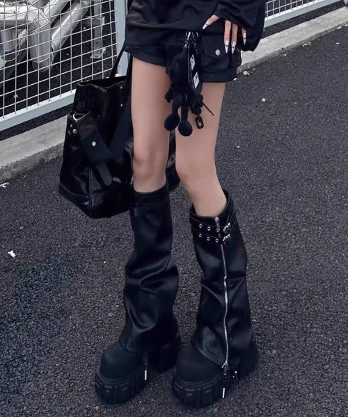 DIAVEL(ディアベル)の「「天使系ホワイト登場」/【1足3役】超厚底×美脚レッグカバーSETブーツ(ブーツ・レディース・ブラック/ホワイト・S/M/L)」の22枚目の写真