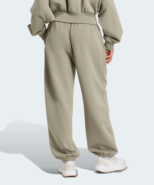 adidas(アディダス)の「ソフト ラックス ルーズ パンツ / アディダス adidas(スウェットパンツ・レディース・ブラック/カーキ/ホワイト/グリーン/パープル・SMALL/MEDIUM/LARGE/X-LARGE/XX-LARGE/X-SMALL)」の18枚目の写真